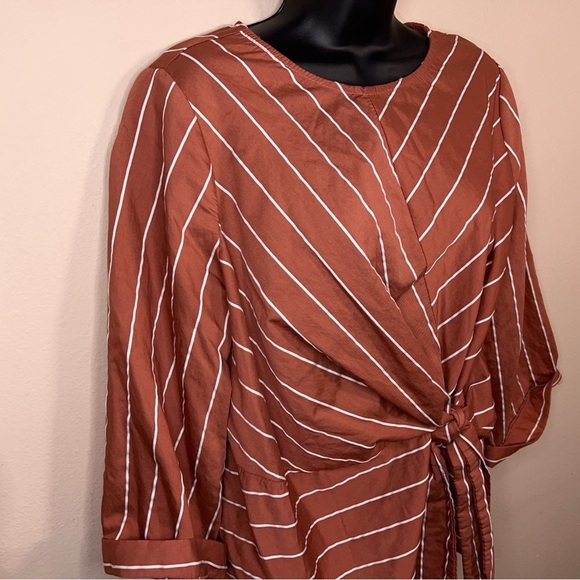 Medium Sweet Claire Salmon Mauve White Striped Top 3/4 Sleeve Textured - Picture 3 of 15